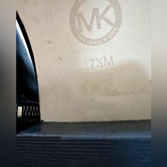 Women’s Michael Kors “Hayley” Tall Riding Boots. Size 7.5. Great Condition. - Picture 7 of 8